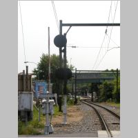 SEPTA_ELM-20R-mast-backlit.jpg