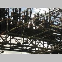MNRR_Catenary-section-break-below-angle.jpg