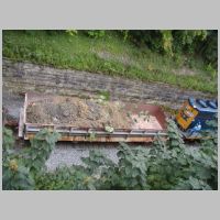 CSX_BTSub-Charles-Cut-slot-train-hopper.jpg