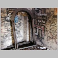 GRAVEL_PLACE-inside-basement-window-frame-soft.jpg