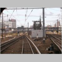 HAROLD-845sw-close-wide.jpg