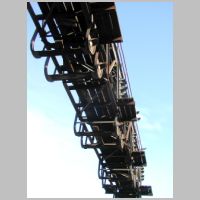 HALETHORPE-eb-gantry-under.jpg