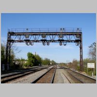 HALETHORPE-eb-gantry.jpg