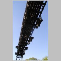 HALETHORPE-wb-gantry-under.jpg
