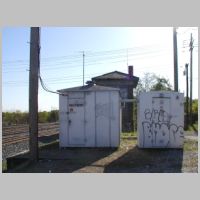 HX-far+relay-huts-backlit.jpg