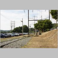 SEPTA_Ivy-Ridge-PRR-Sta-far+tk-nb.jpg
