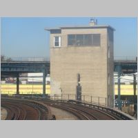NYCS_LIBERTY-AVE-nb-side+tk-wide.jpg