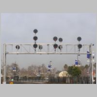 Caltrain_CP-JULIAN-terminal-gantry-nb-upper-soft.jpg