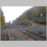 CP-HIP-eb-slight-angle-far+letter-tks-cloudy.jpg