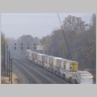 CP-ROCKVILLE-wb-PL-gantry-far+dstack-train-soft-zoom.jpg