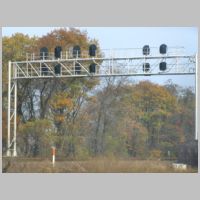 PRR_Main-Line-Signal-116-eb-gantry-slight-angle.jpg