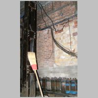 SM-interior-old-support-beam+batteries+broom.jpg