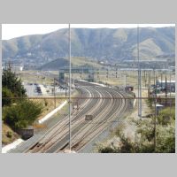 Caltrain_CP-TUNNEL-int-sb-above+Bayshore-Sta-far.jpg