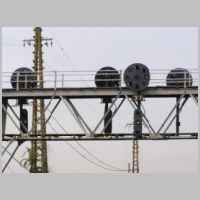 LIRR_Main-Line-sig-31-wb-tk1-sig-SnP+wb-sigs-rear-soft.jpg