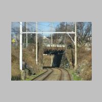 SEPTA_CHW-Coulter-St-bridge.jpg