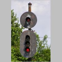 CSX_Abville-Sub-NE-FOWLER_JCT-eb-CS-mast-upper.jpg