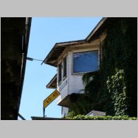 TOWER_A-2-ivy-side-bay-below.jpg
