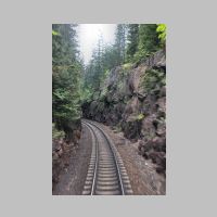 BNSF_Scenic-Sub-1722.5-curve-cut.jpg