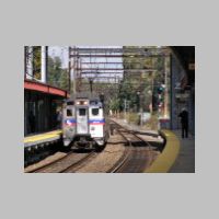 SEPTA_428-Fern-Rock-arrive.jpg