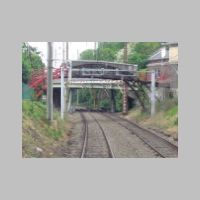 SEPTA_CHW-Duval-St-arch-footbridge-wb.jpg