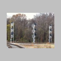 CSX_BTSub-CURTIS-BAY-JCT-new-wb-darth-masts.jpg