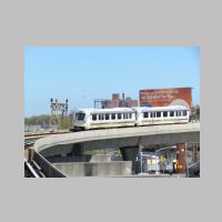 Air-Train_203+208-Jamaica.jpg