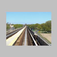 Air-Train_Jamaica-Line-nb-Van-Wyck-ex3.jpg