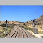 BNSF_Gallup-Sub-084-wb-masts.jpg