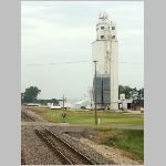 BNSF_Chillicothe-Sub-201.6-grain-elevator+xing-wb.jpg