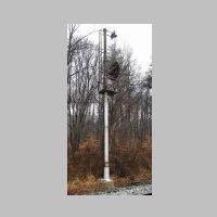 CSX_Philly-Sub-45-EDER-wb-mast-rear-angle-foggy.jpg