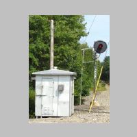 GRS_Freight-Main-262-eb-mast-lit+relay-box.jpg