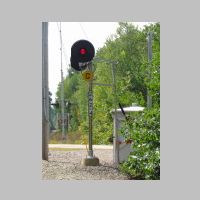 GRS_Freight-Main-262-wb-mast-lit-zoom.jpg
