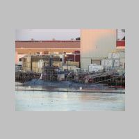 Portsmouth_Navy-Yard-sub-dock+VA-class.jpg