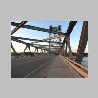 Portsmouth_New-Memorial-Br-main-truss-nb-twilight.jpg