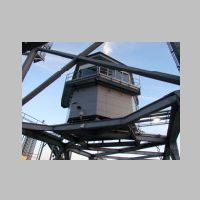 Portsmouth_New-Memorial-Br-tenders-cabin-rear-below.jpg