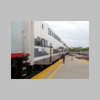 Caltrain_176-San-Jose-tk5-depart-Metrolink-paint.jpg