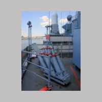 BB62-port-CIWS+chaff-launcher-side.jpg