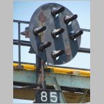 PRR_Main-Line-Signal-85-tk3-upper-head-angle.jpg