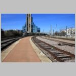Dallas_Union-Station-long-platform-east-end-wb.jpg