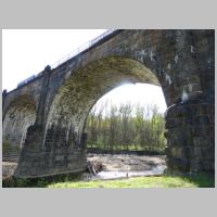 BO_Thomas-Viaduct-arch-2-south-side-wb-angle-backlit.jpg