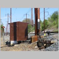 Amt_NEC-S-Signal-105x-hut+old-cabinet-base-nb.jpg