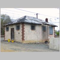 DAVIS-compressor-house-nb-rear-angle.jpg