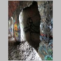 NYC_Clarion-Trestle-east-tunnel-west-end-inside-wall-collapse-eb-angle-close-soft.jpg