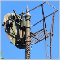 NS_WARREN-sb-main-sig-head-rear-angle-wide.jpg