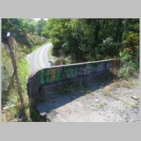 Penna-TPK_Mountain-Chapel-Rd-south-barrier-wb-inside-angle.jpg