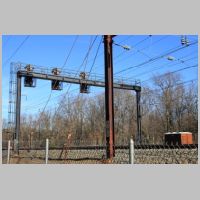 Amt_GROVE-sb-gantry-rear-angle+hut.jpg
