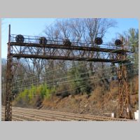 PRR_Main-Line-Signal-133-wb-gantrys-angle.jpg