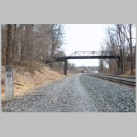 Amt_Hudson-Line-MP-84+old-br-sb.jpg