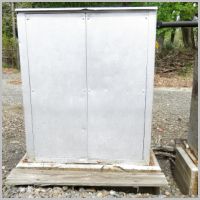 PRR_Main-Line-Signal-14x-small-cabinet-rear.jpg