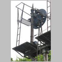 NS_STANLEY-sb-bracket-sdg-sig-rear-angle.jpg